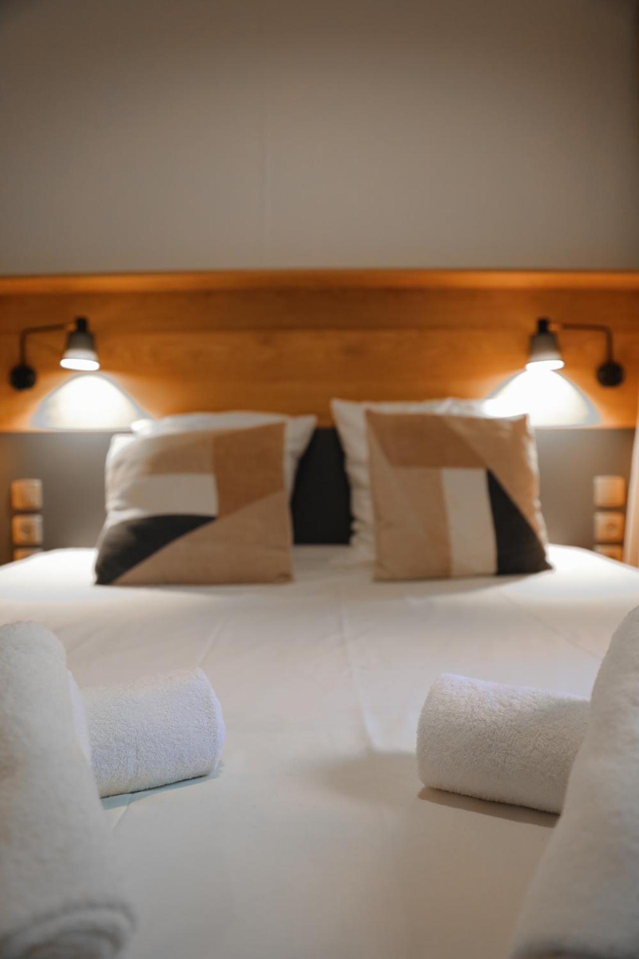 Hotel Rives D'Arc Vallon-Pont-dʼArc Habitación foto